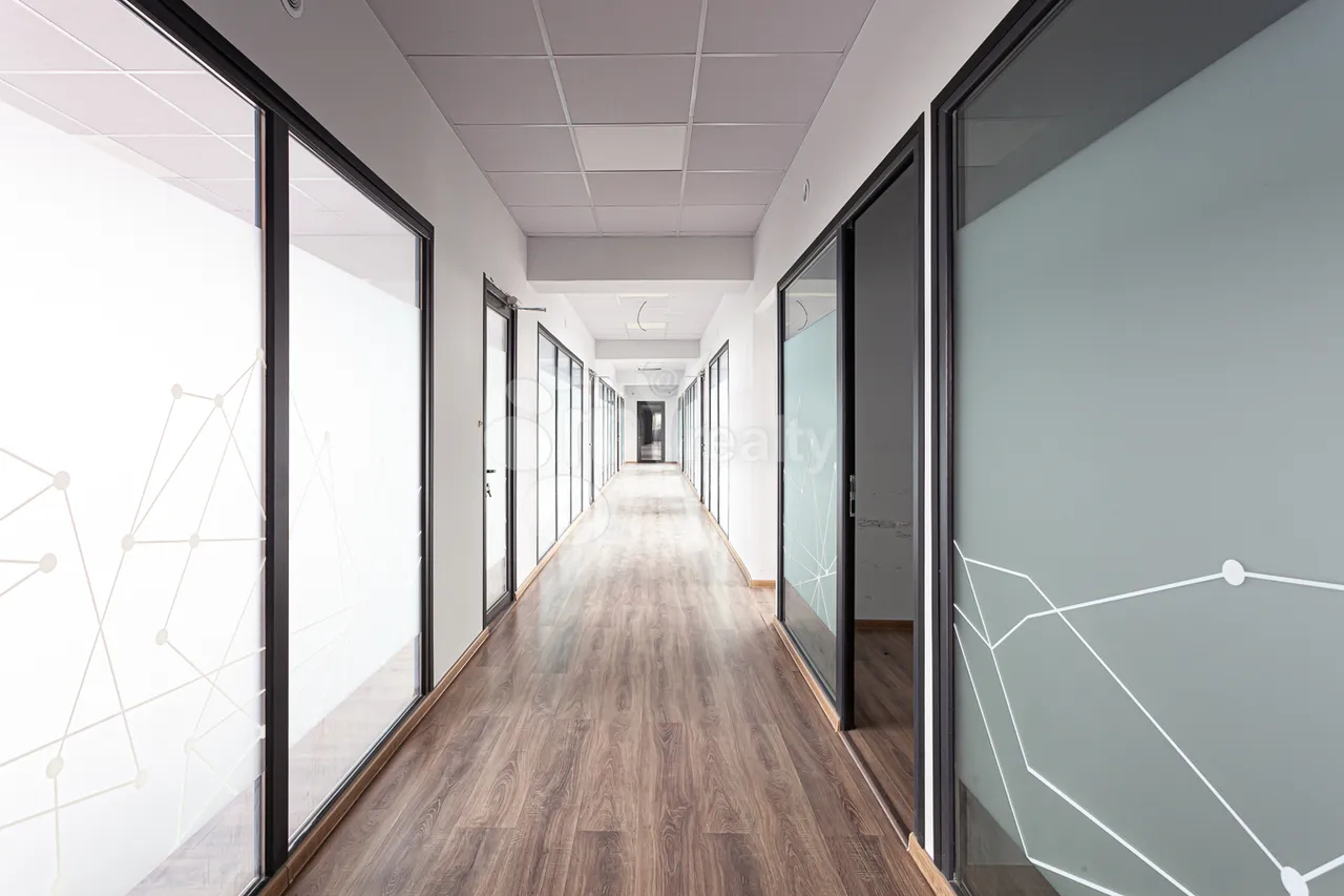 Commercial property for rent Hr.Kochar St, Arabkir Yerevan, 160951