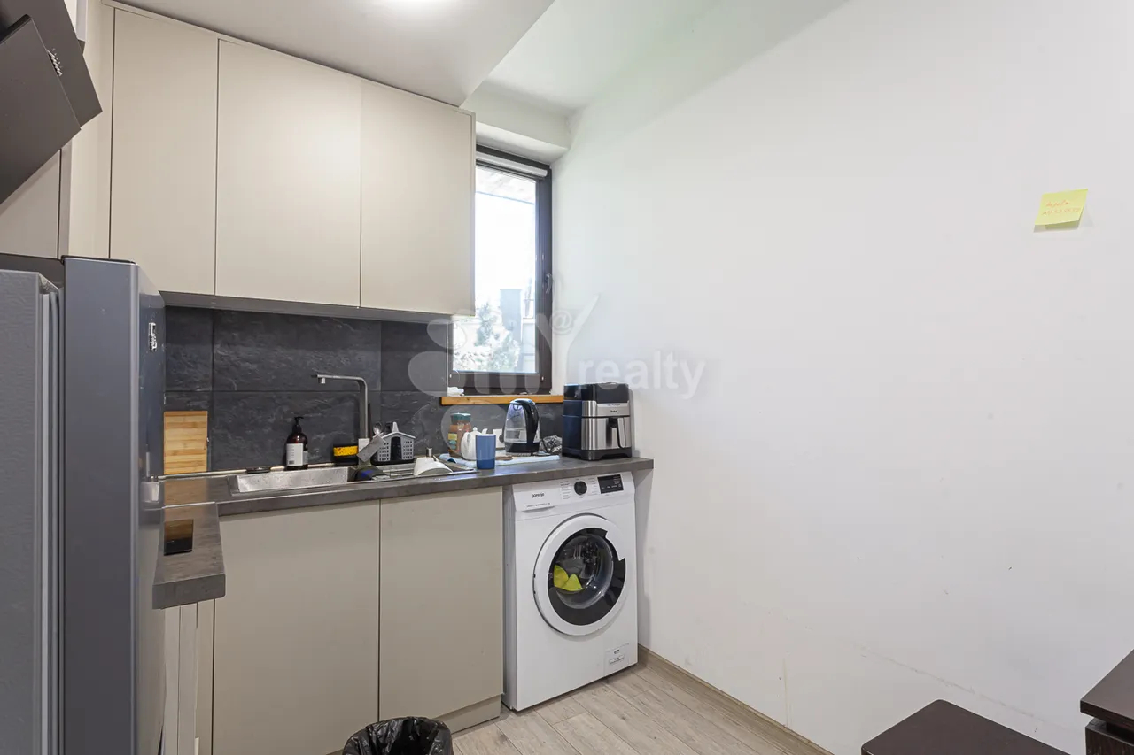House for sale خیابان فیسکولتورنیکِر, مرکز شهر ایروان, 157326