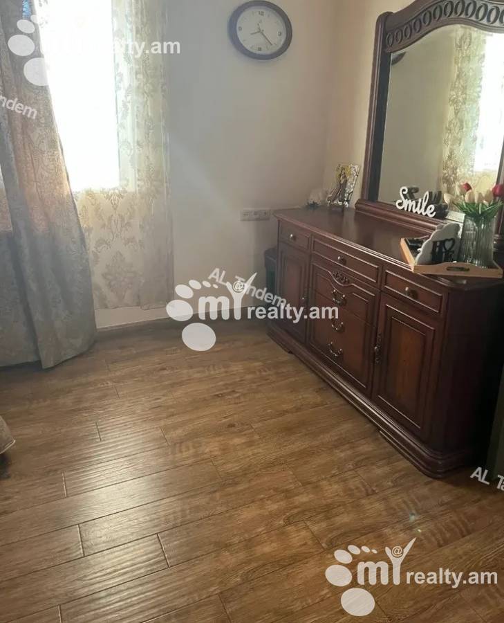 2 սենյականոց բնակարան  Մաշտոցի պող, Կենտրոն Երևան, 125847