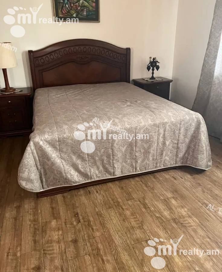 2 սենյականոց բնակարան  Մաշտոցի պող, Կենտրոն Երևան, 125847