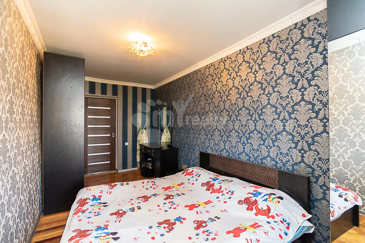 3 bedroom apartment for sale G.Lusavorich St, Center Yerevan, 161321