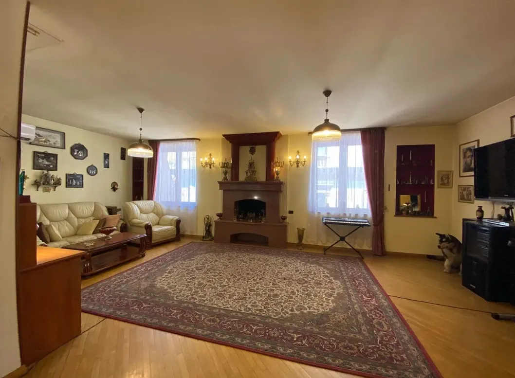 5 bedroom apartment for sale Mashtots Ave, Center Yerevan, 159817