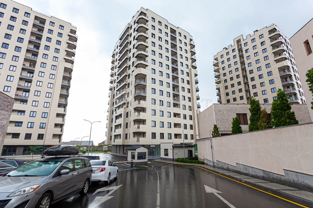 norakaruyc-bnakaran/3-senyakanoc/Hasratyan+st./Ajapnyak/Yerevan