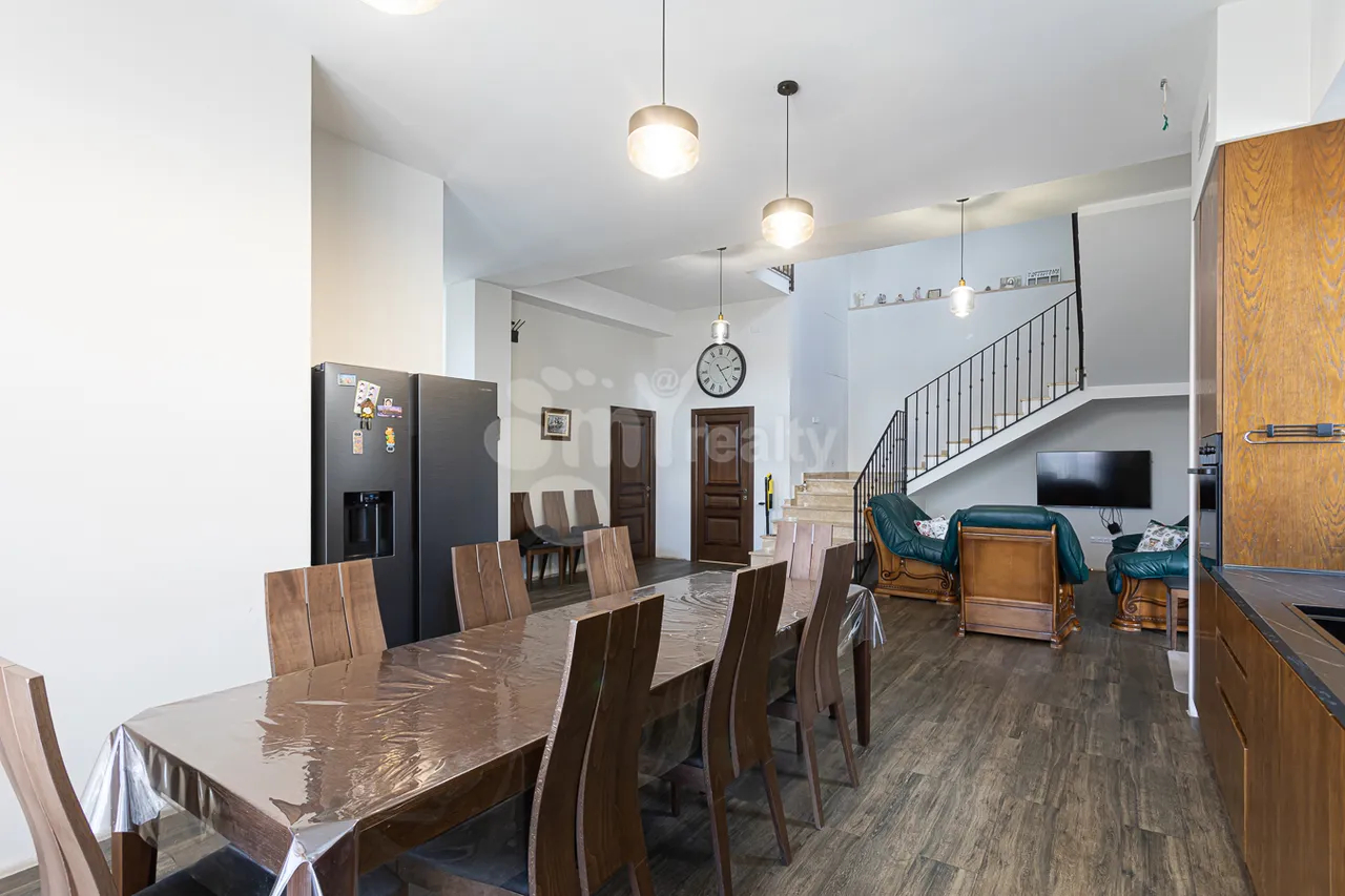 Купить дом Канакер 17ый ул, Канакер-Зейтун Ереван, 160154