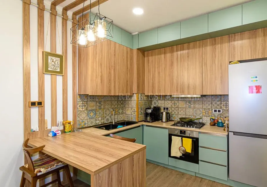 2 bedroom apartment for sale خیابان ن. تیگریانیان بن بست 1, عربگیر ایروان, 159913