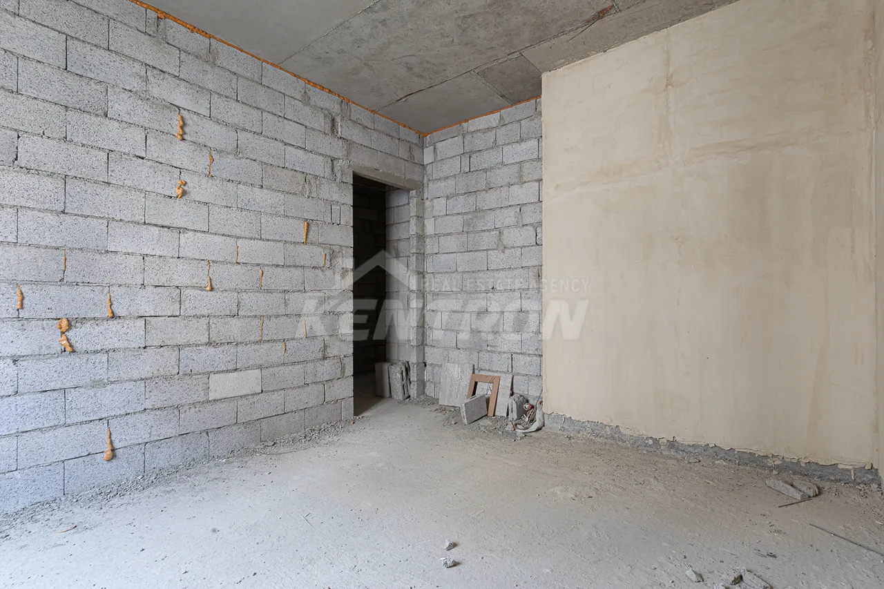 4 bedroom apartment for sale Antarayin, Rue Leonid Azgaldyan, Center Yerevan, 157990