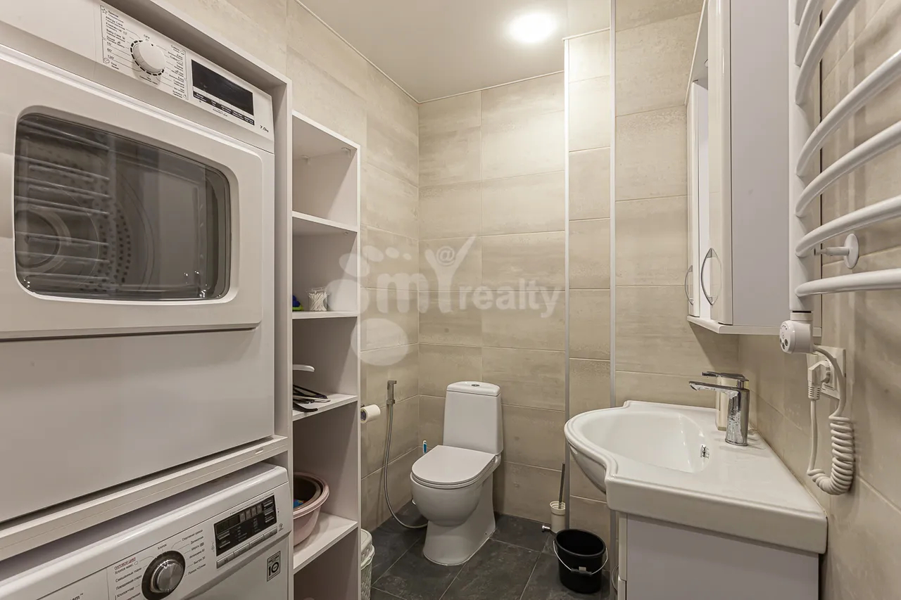 4 bedroom apartment for sale Antarayin St, Center Yerevan, 157641