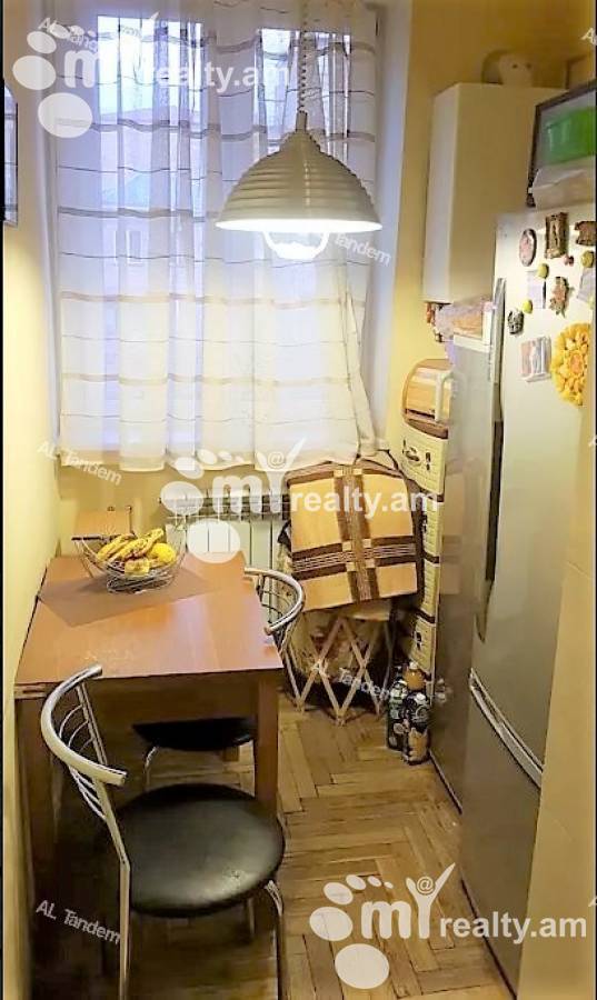 2 սենյականոց բնակարան  Համբարձումյան փող, Արաբկիր Երևան, 122418