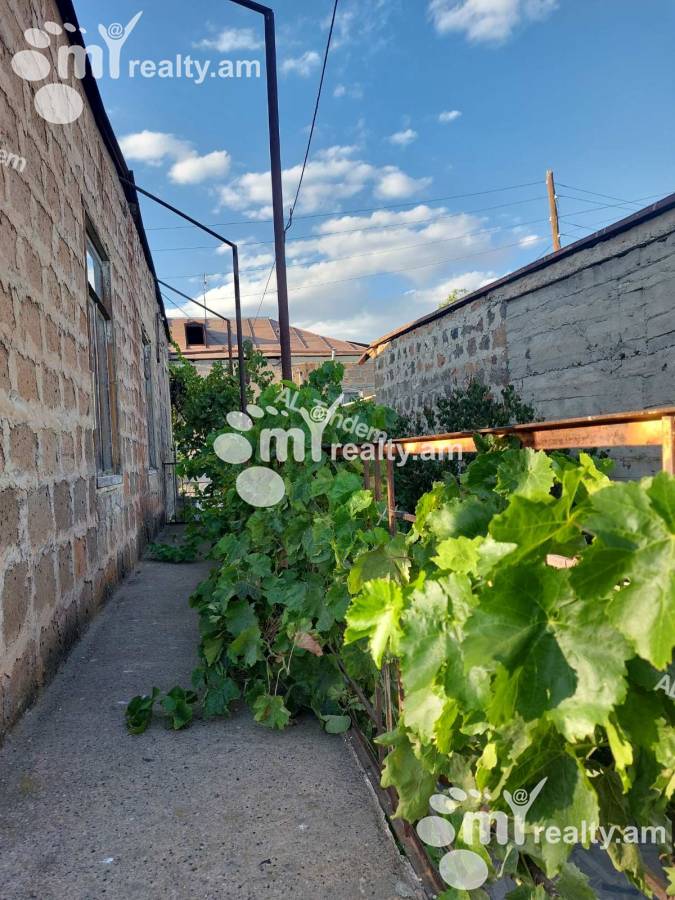 Առանձնատուն  Մաշտոց, Օշական Արագածոտն, 150084