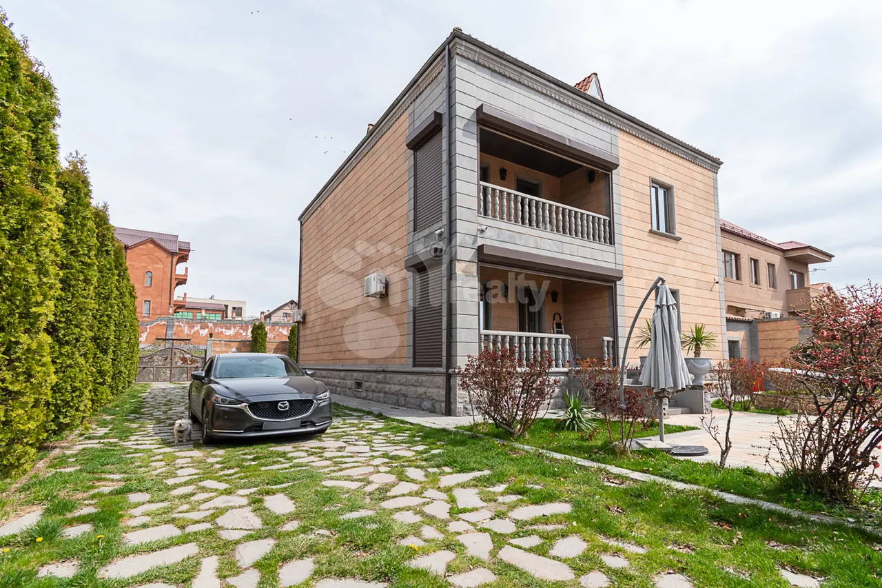 Купить дом Норк 2-ой микрорайон, Нор-Норк Ереван, 160267