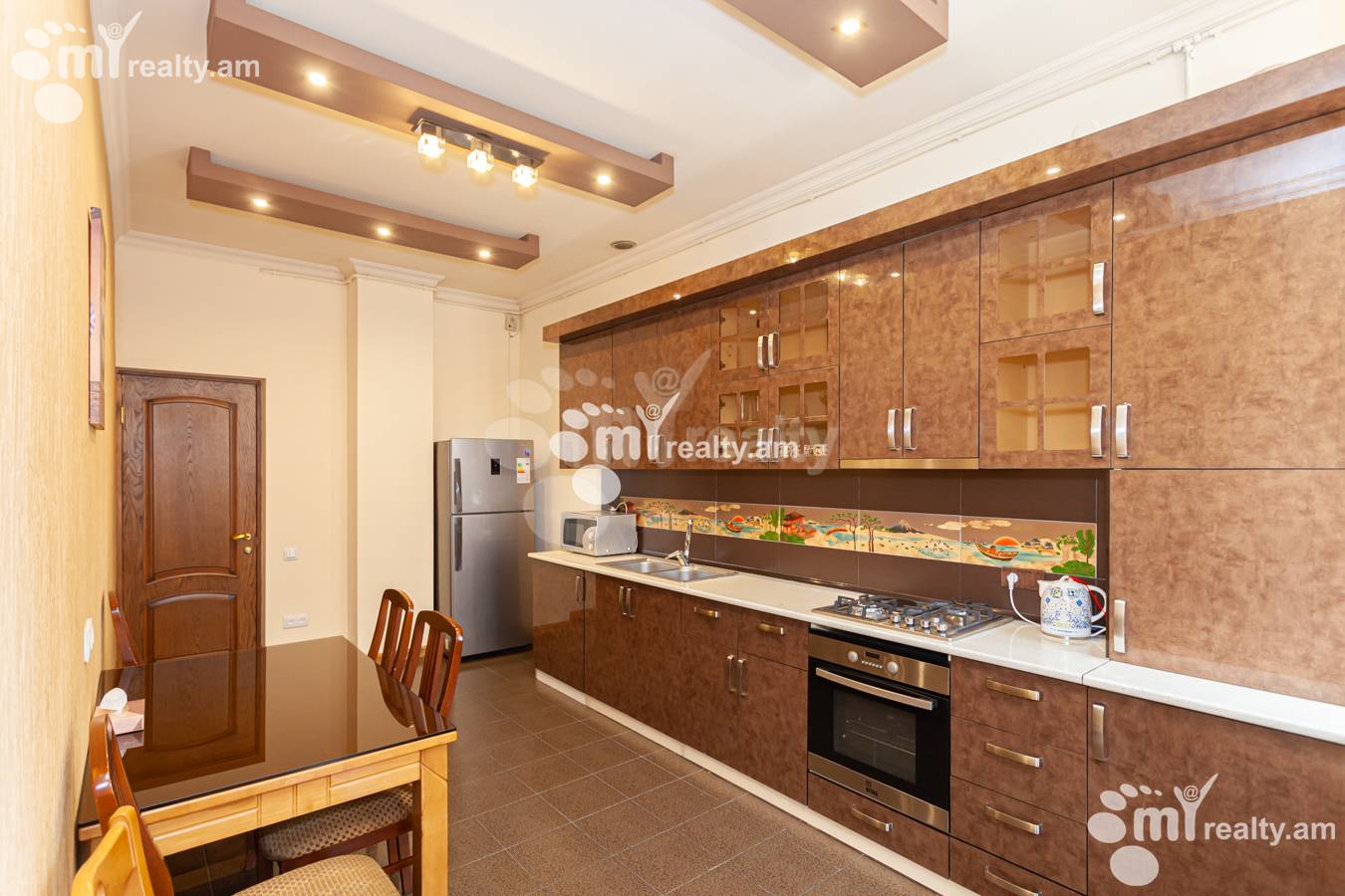 3 bedroom apartment for rent خیابان آرام, مرکز شهر ایروان, 151306