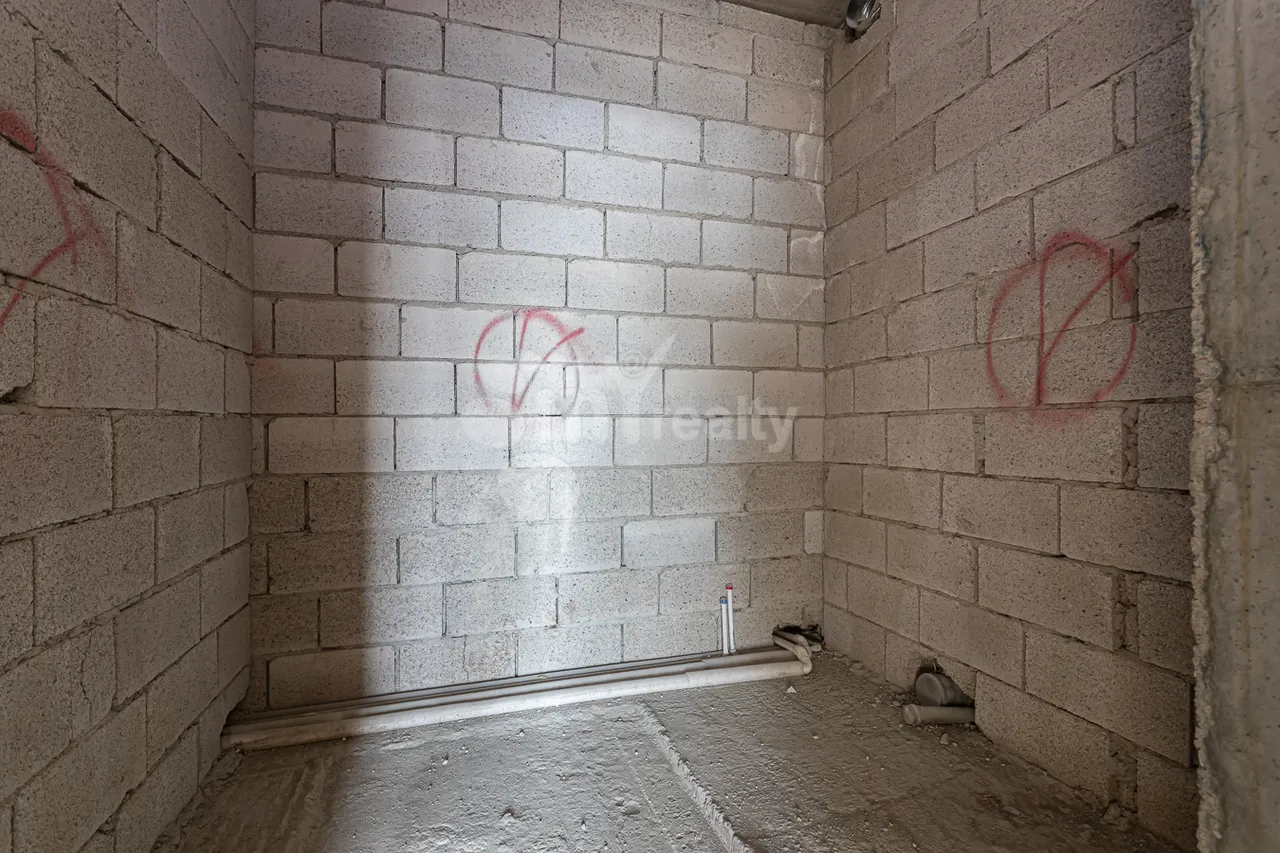 4 bedroom apartment for sale Rostom St, Center Yerevan, 158378