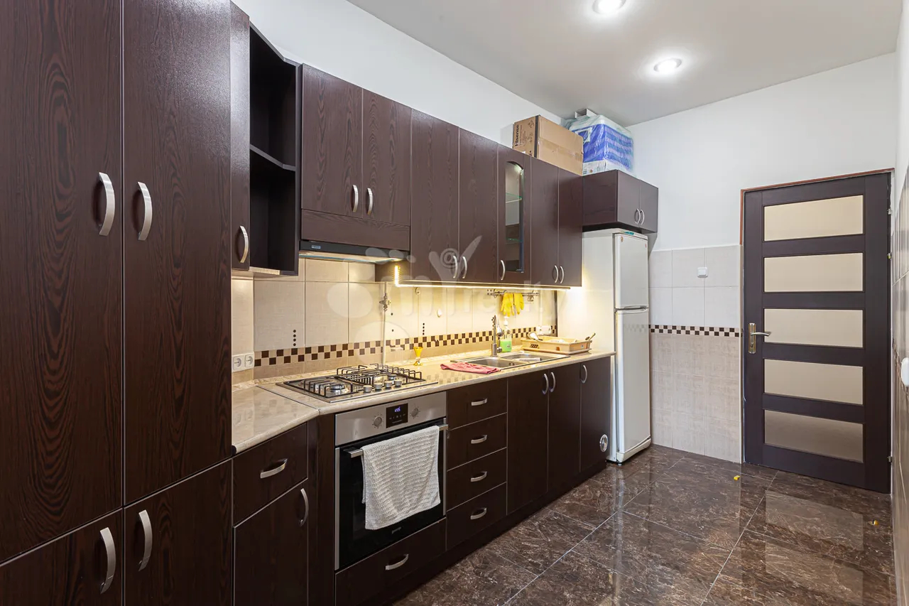3 bedroom apartment for sale Tigran Mets Ave, Center Yerevan, 160651