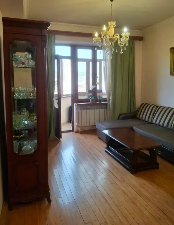 Купить 2 комнатную квартиру Аргишти ул, Центр Ереван, 160306