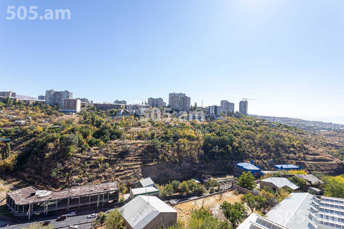 4 սենյականոց բնակարան  Էմինեսկու փող, Քանաքեռ-Զեյթուն Երևան, 157068