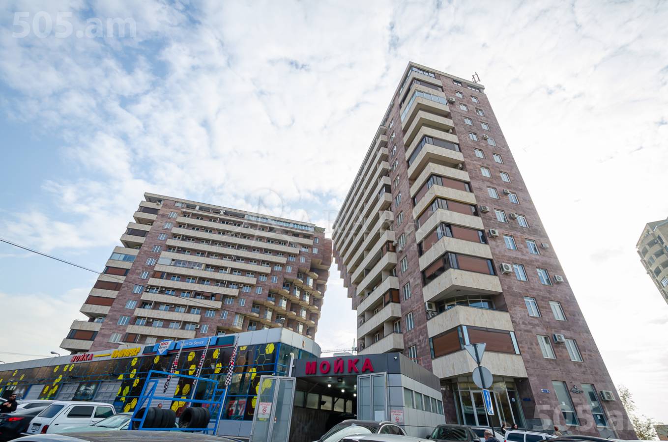 3 bedroom apartment for sale N. Zaryan St, Arabkir Yerevan, 153547