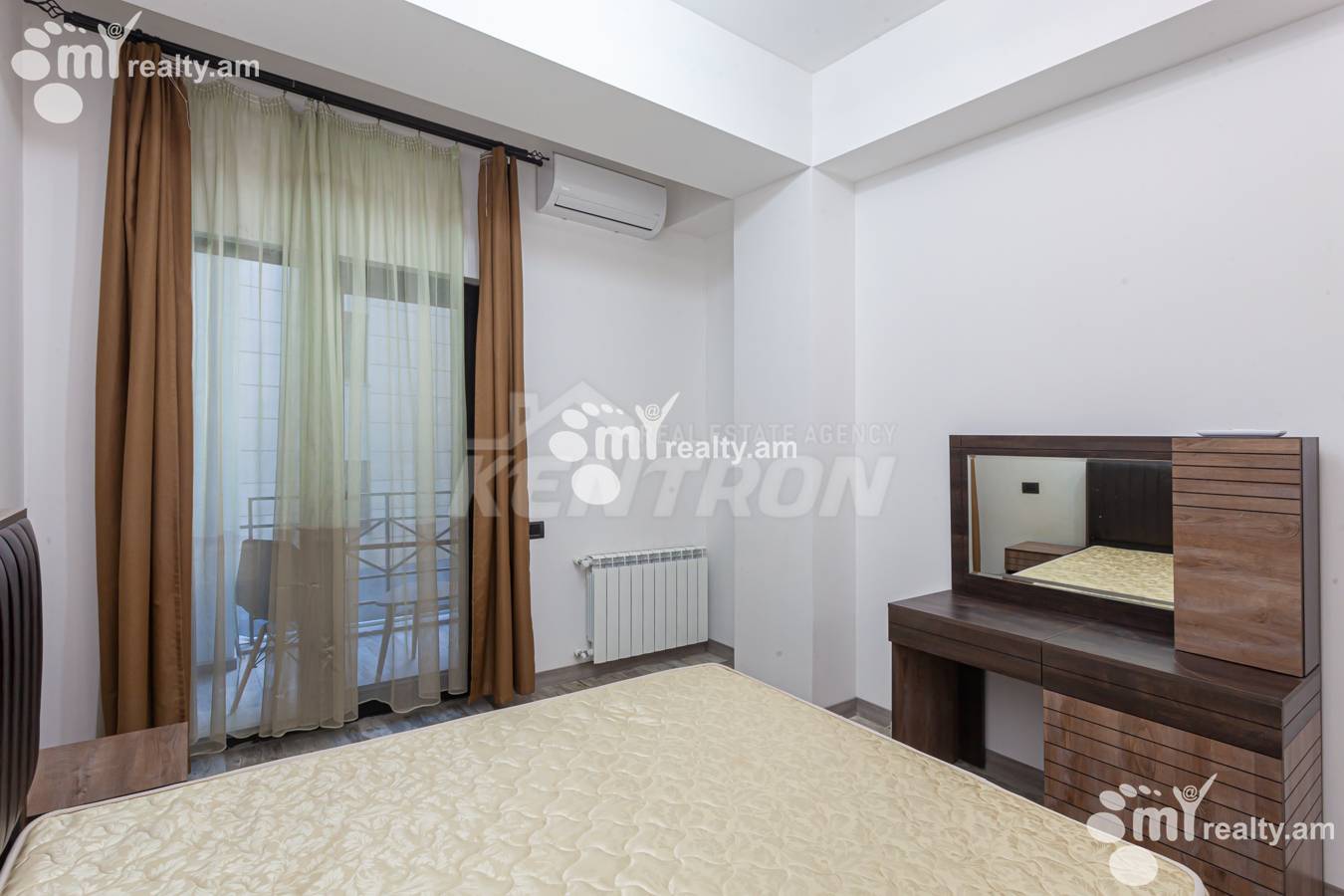 Купить 2 комнатную квартиру Антараин ул, Центр Ереван, 152044