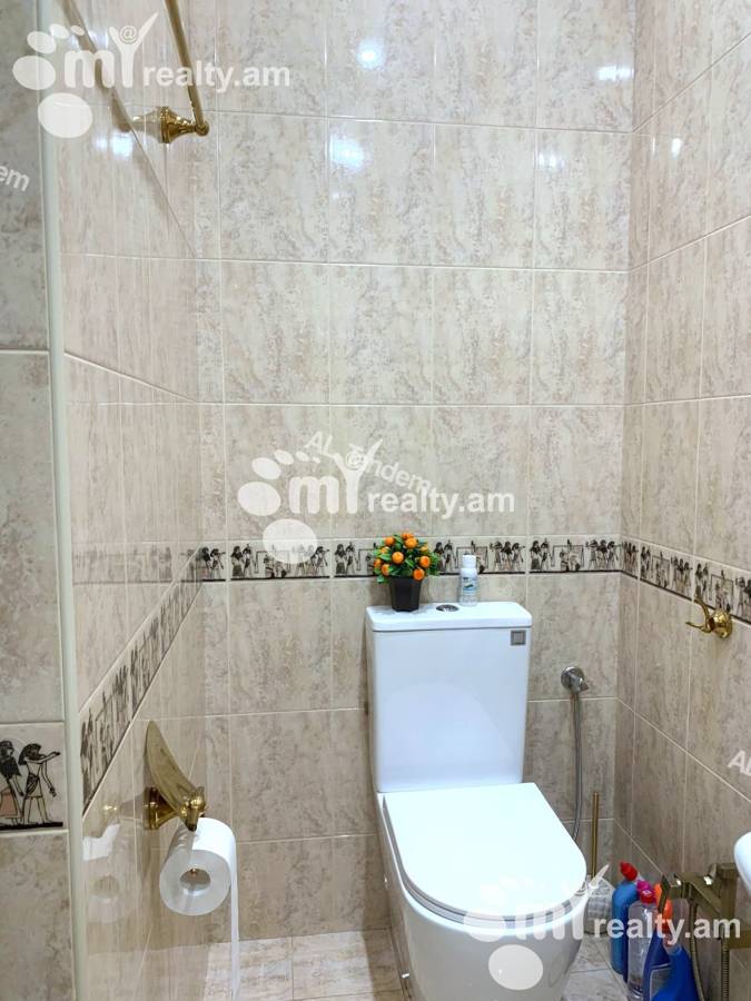 3 bedroom apartment for sale Pushkin St, Center Yerevan, 152861