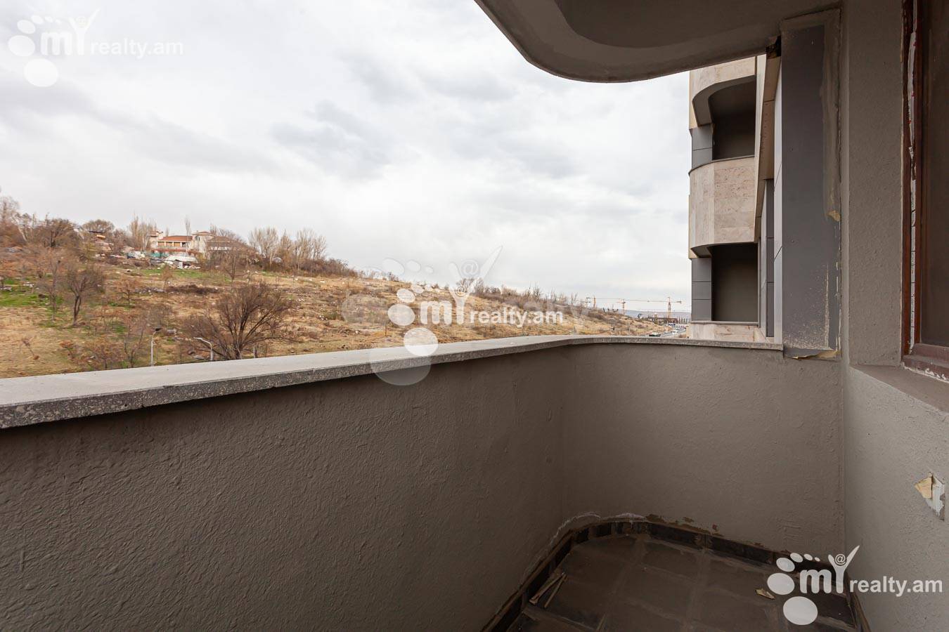 4 bedroom apartment for sale M․ Melqonyan str, Center Yerevan, 155075