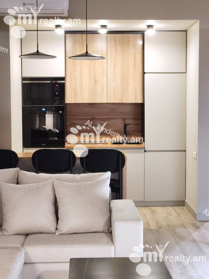 3 bedroom apartment for sale rue d'A.Manukyan, Center Yerevan, 152778