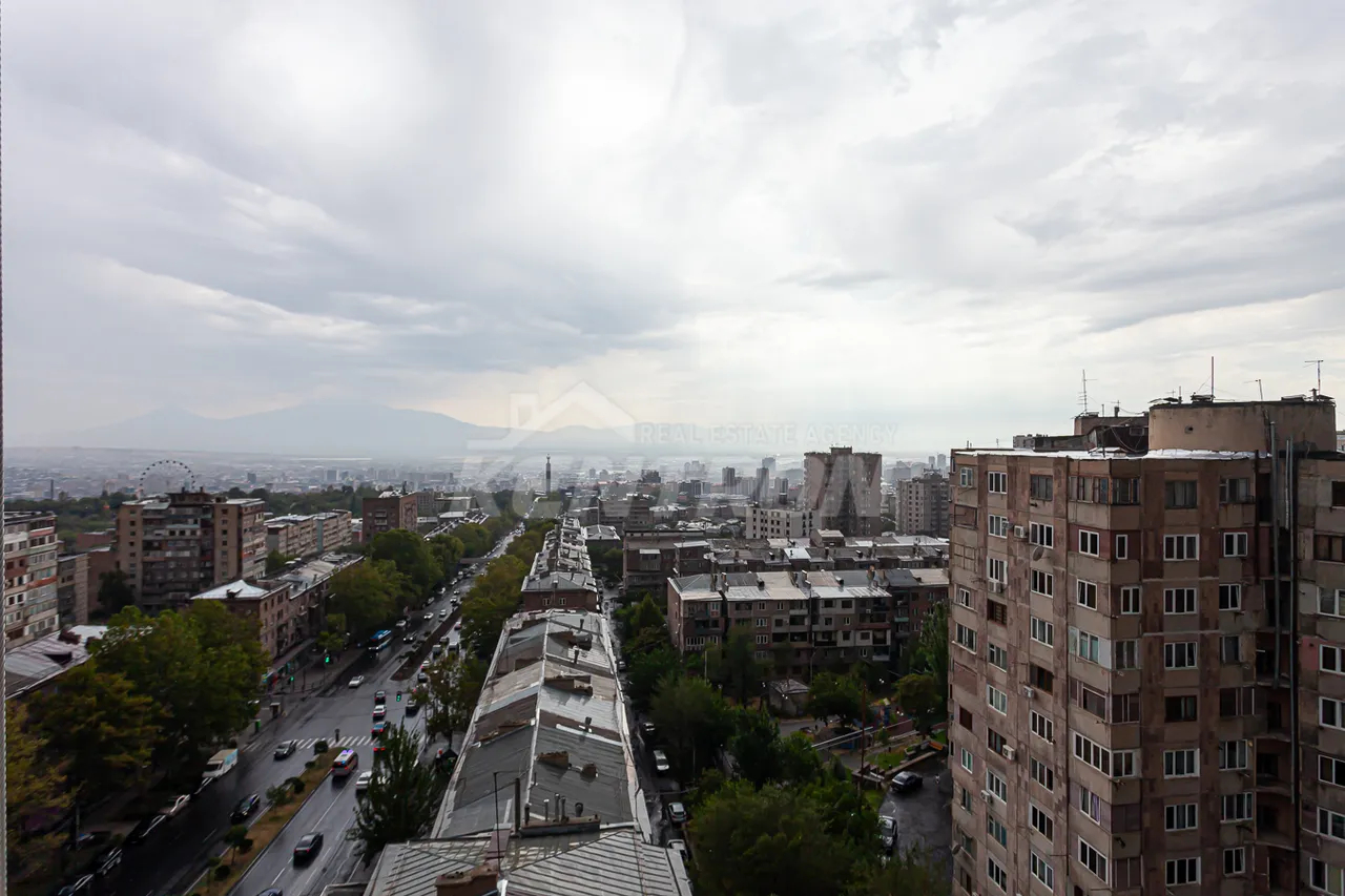 3 սենյականոց բնակարան  Ն. Զարյան փող, Արաբկիր Երևան, 161436