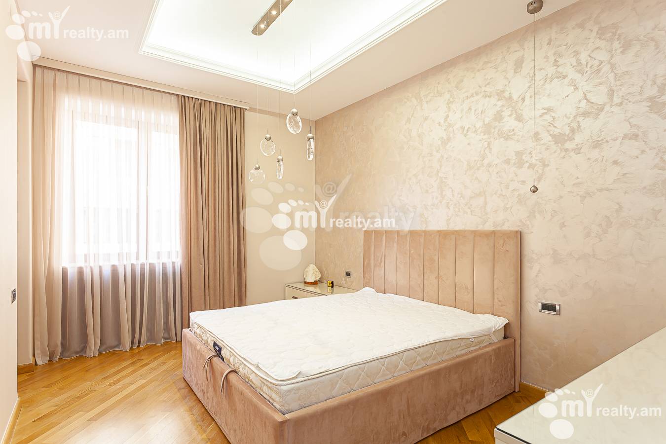 Купить 4 комнатную квартиру Пушкин ул, Центр Ереван, 145795