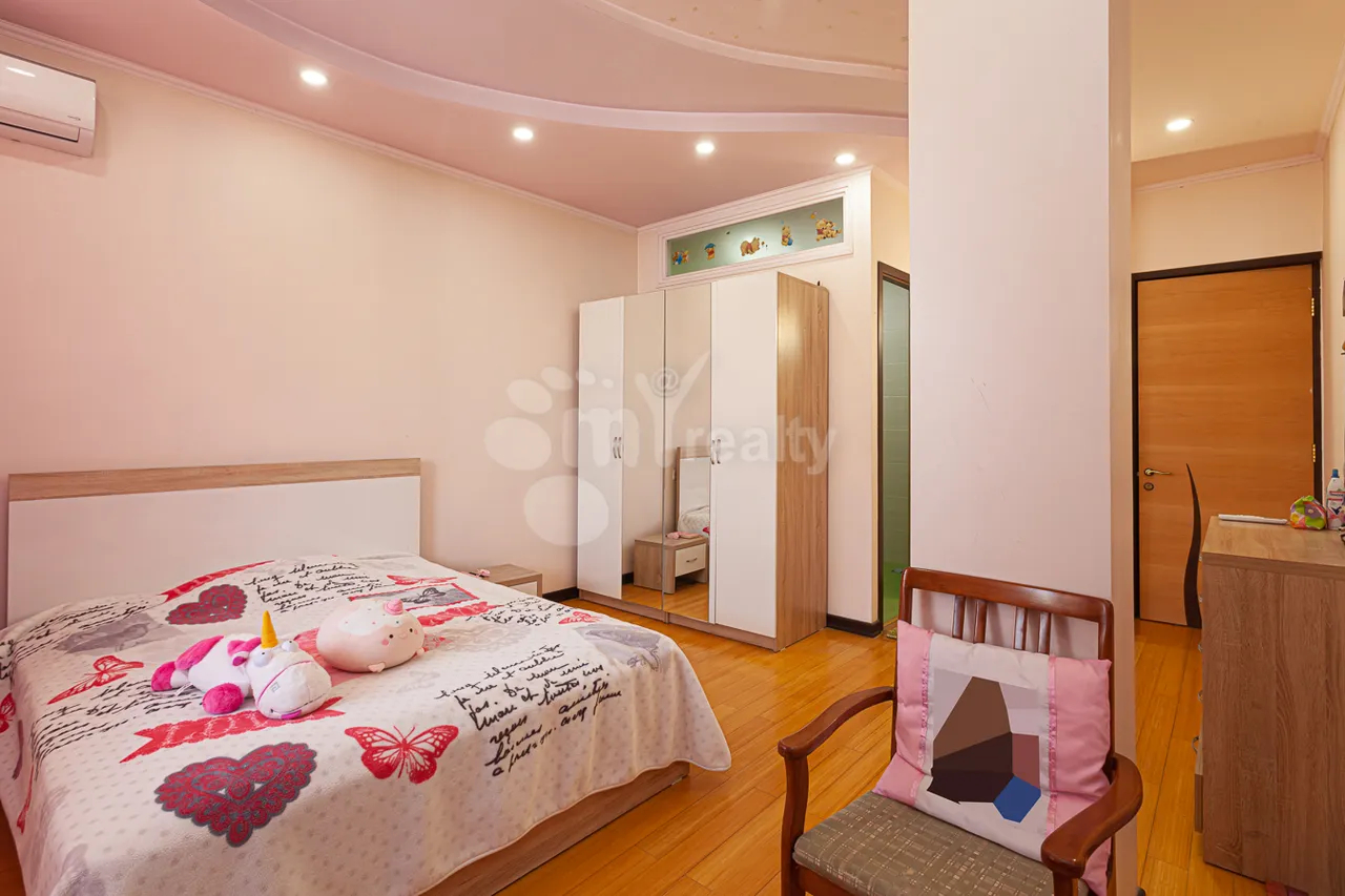 House for sale Sevqareci Saqo St, Arabkir Yerevan, 161229