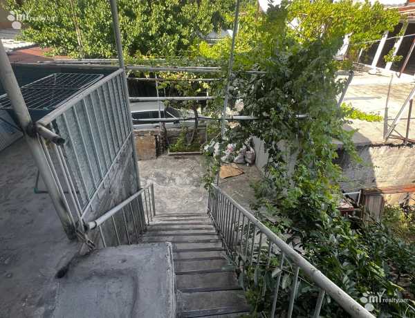 arandznatun-vacharq-Yerevan-Center