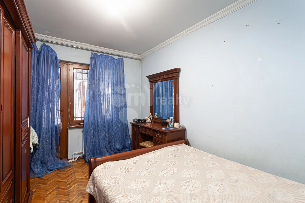3 bedroom apartment for sale A. Khachatrian St, Arabkir Yerevan, 160835