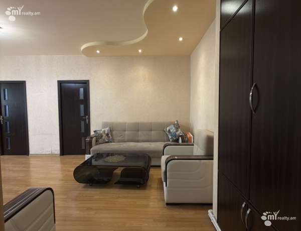 3-senyakanoc-bnakaran-vacharq-Yerevan-Nor-Nork