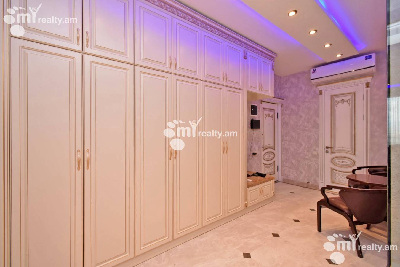 4 սենյականոց բնակարան  Ն. Զարյան փող, Արաբկիր Երևան, 156230