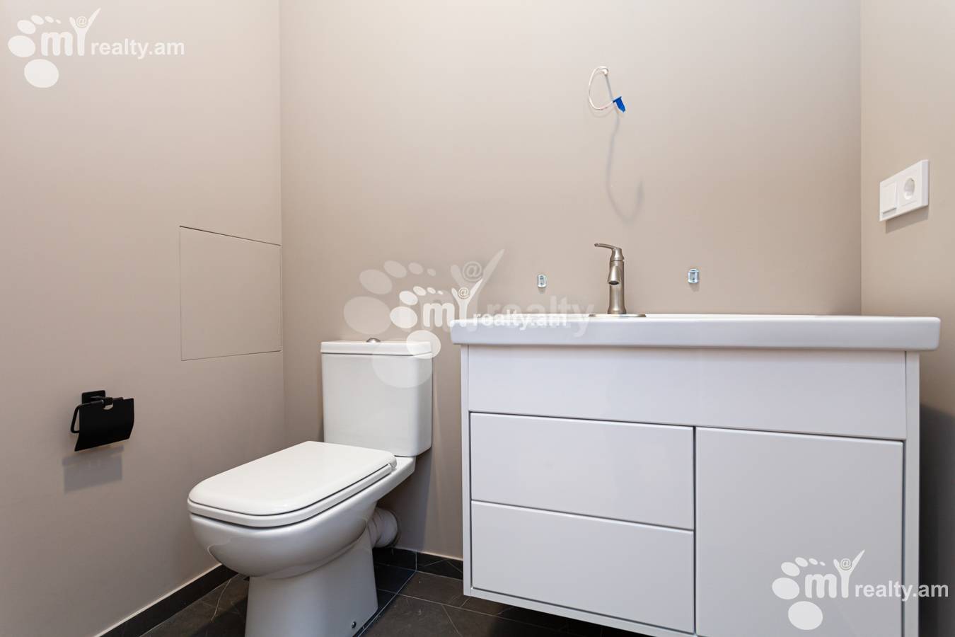 3 bedroom apartment for sale Aghbyur Serob St, Arabkir Yerevan, 152787