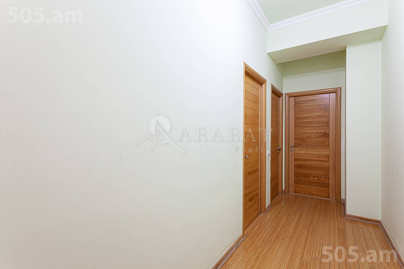 5 bedroom apartment for sale خیابان آرگیشتی, مرکز شهر ایروان, 154749