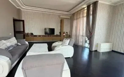 3 bedroom apartment for rent Aram St, Center Yerevan, 161431