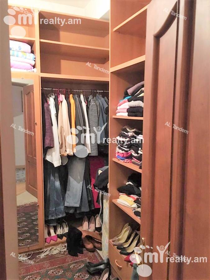 House for sale Armenak Armenakyan St, Nork-Marash Yerevan, 123105