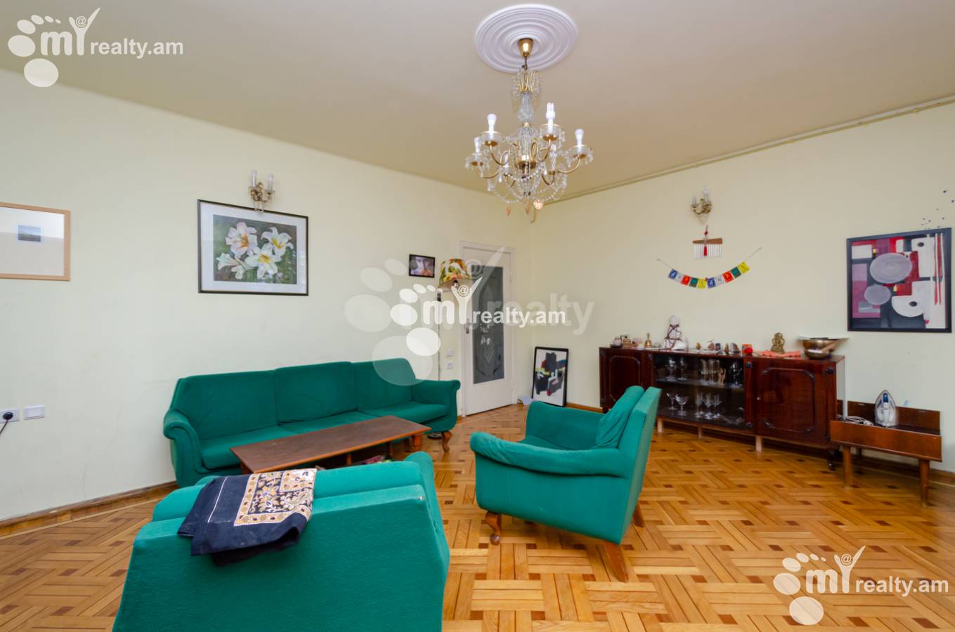 Купить 3 комнатную квартиру Хазар Парпеци ул, Центр Ереван, 138355