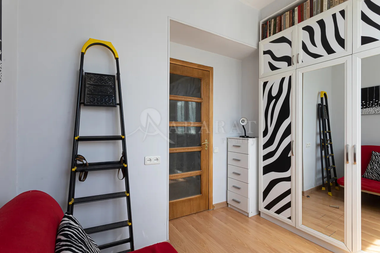 3 bedroom apartment for sale A. Avetisyan St, Arabkir Yerevan, 157417