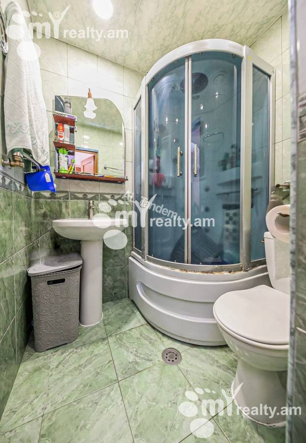 4 սենյականոց բնակարան  Մամիկոնյանց փող, Արաբկիր Երևան, 156896