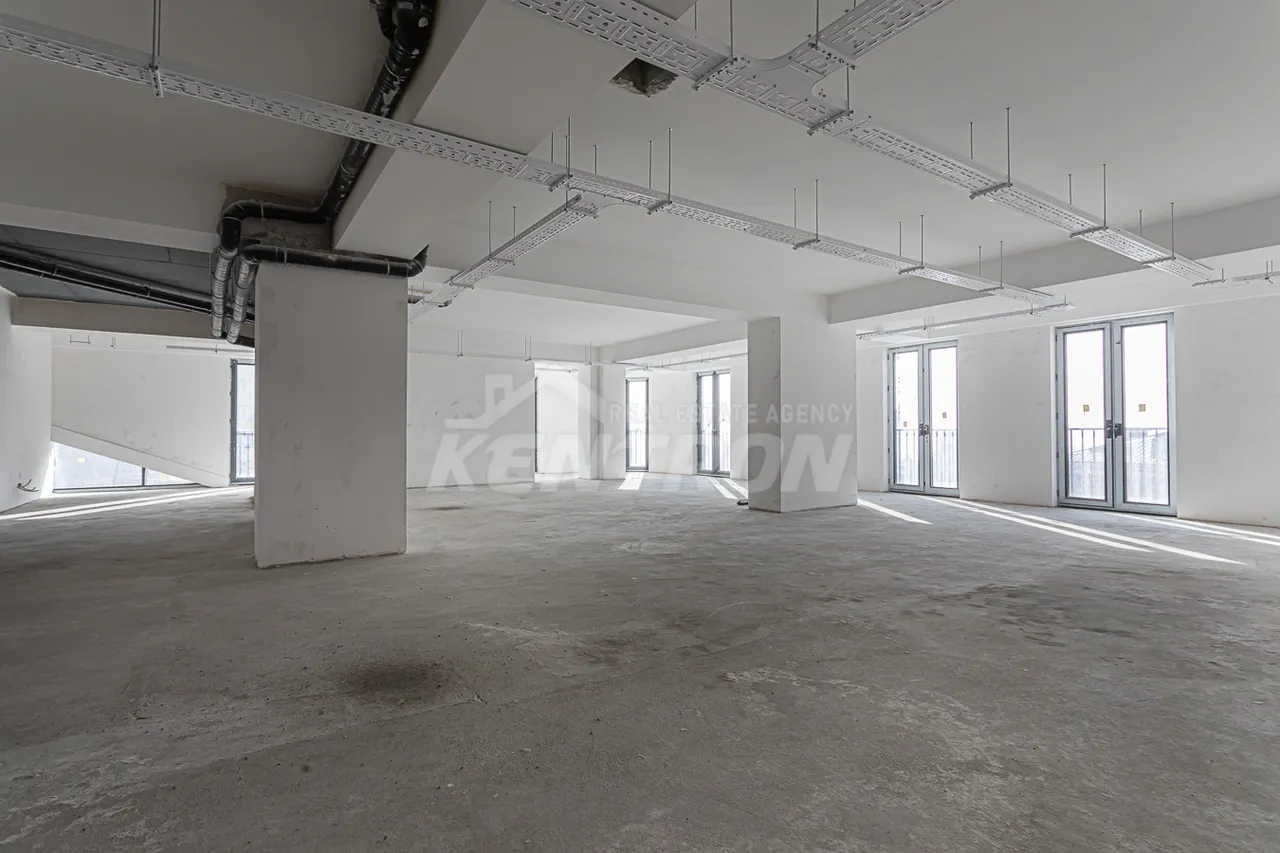 Снять коммерческoе помещение Н. Зарян стр, Арабкир Ереван, 158317