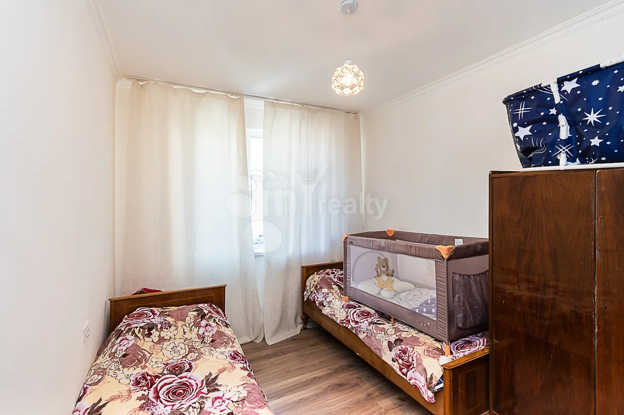 3 bedroom apartment for sale خیابان باشینجاخیان, آچاپنیاک ایروان, 161370