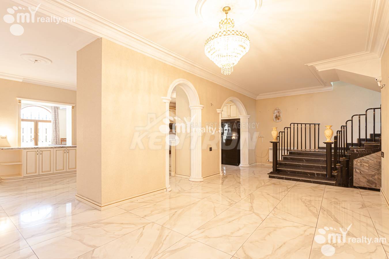 House for sale خیابان سِپوه, عربگیر ایروان, 155978