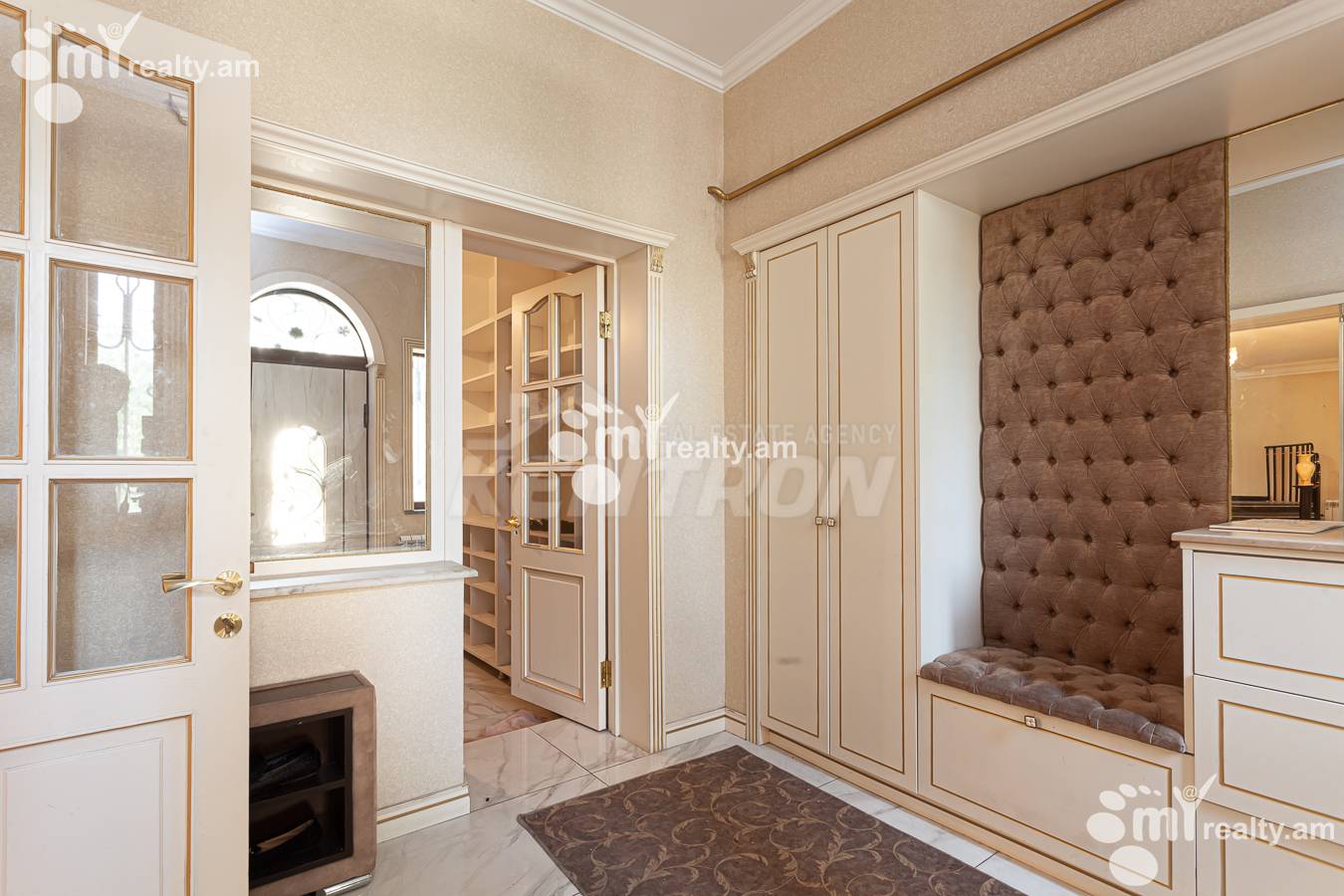 House for sale خیابان سِپوه, عربگیر ایروان, 155978