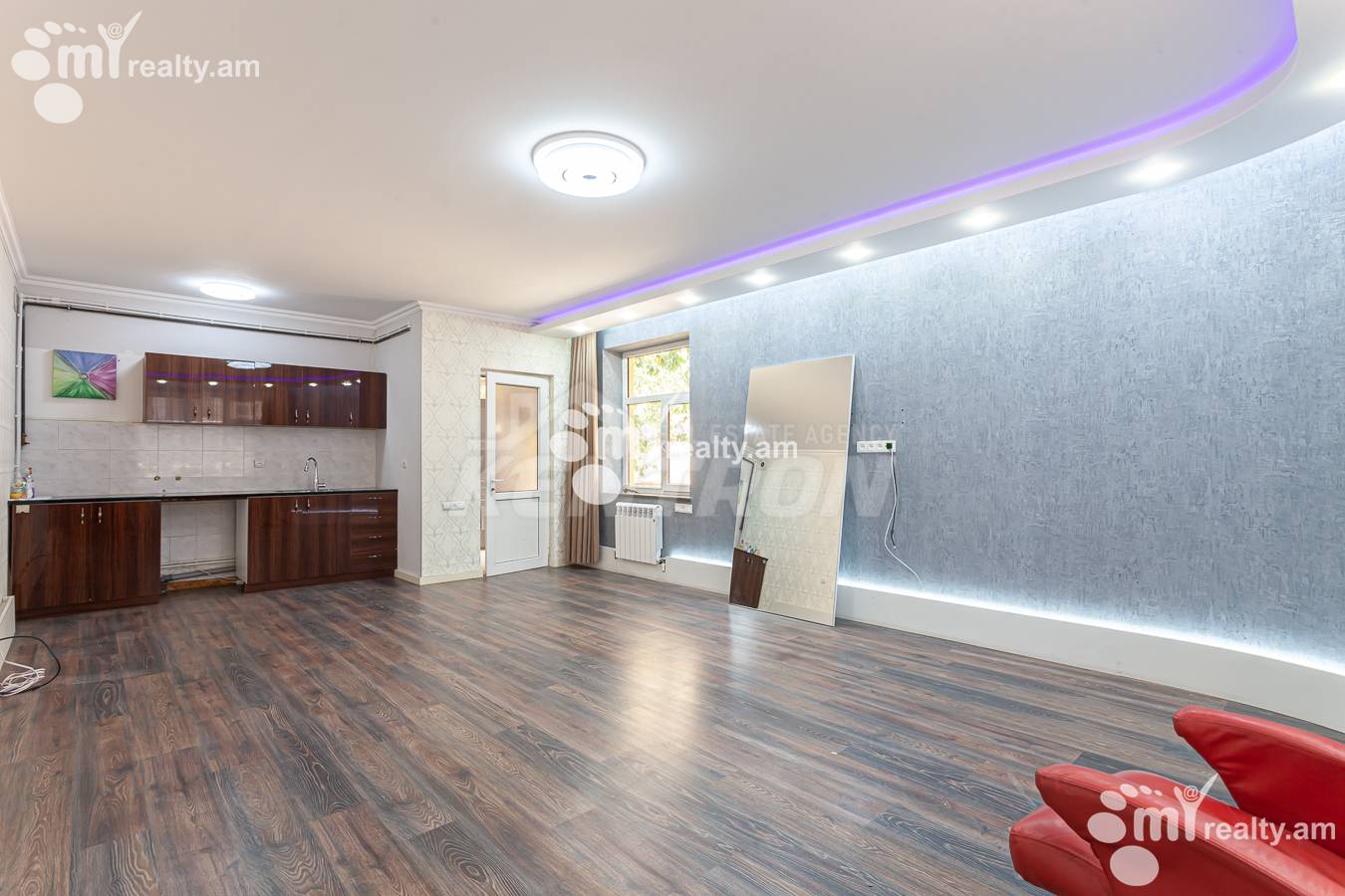 House for sale خیابان سِپوه, عربگیر ایروان, 155978