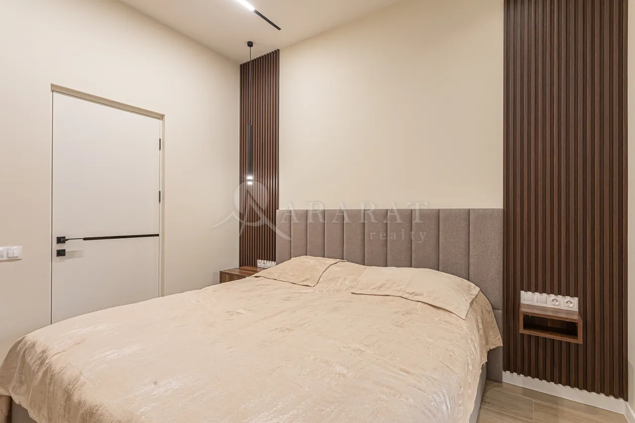 3 սենյականոց բնակարան վարձով Ամիրյան փող, Կենտրոն Երևան, 158917