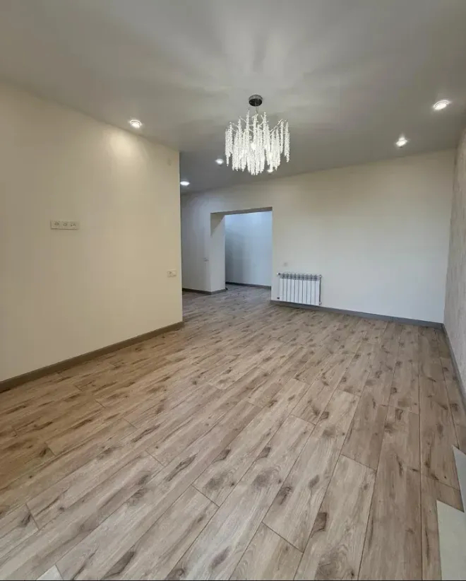 3 սենյականոց բնակարան  Կիևյան փող 1ին նր, Արաբկիր Երևան, 161573