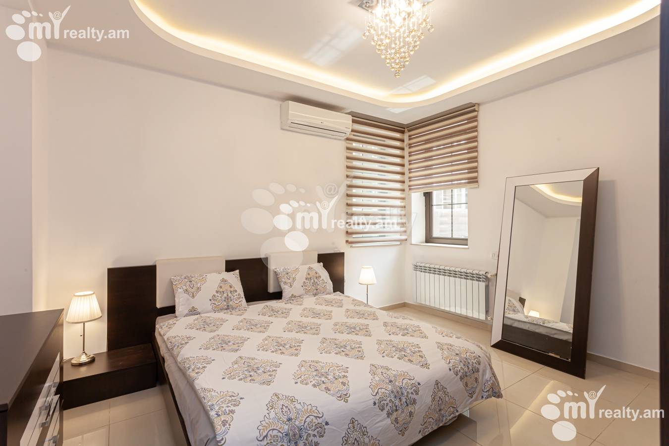 3 bedroom apartment for rent خیابان ابوویان, مرکز شهر ایروان, 151166