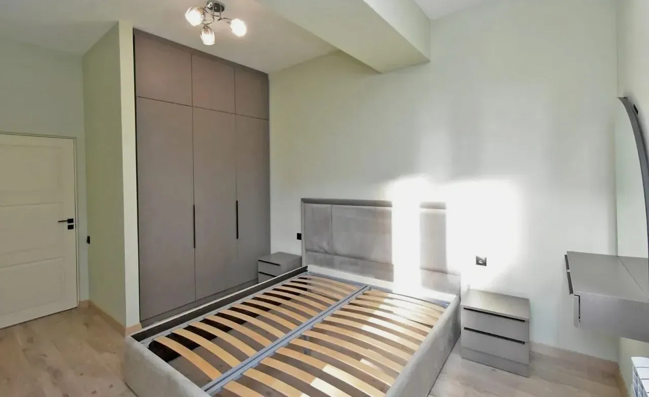 2 bedroom apartment for sale خیابان آنتارایین, مرکز شهر ایروان, 158475