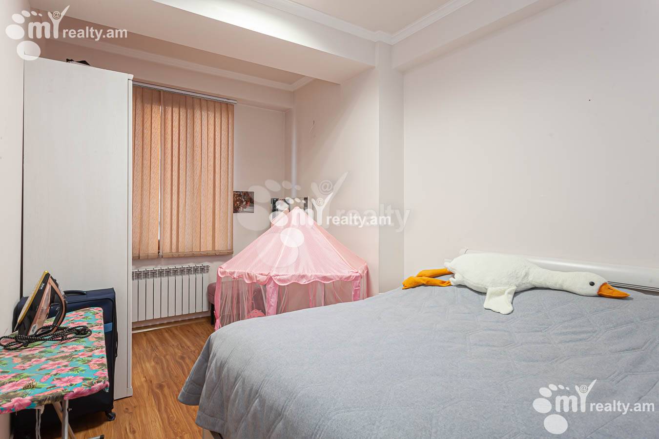 Купить 3 комнатную квартиру Адонц ул, Арабкир Ереван, 152628