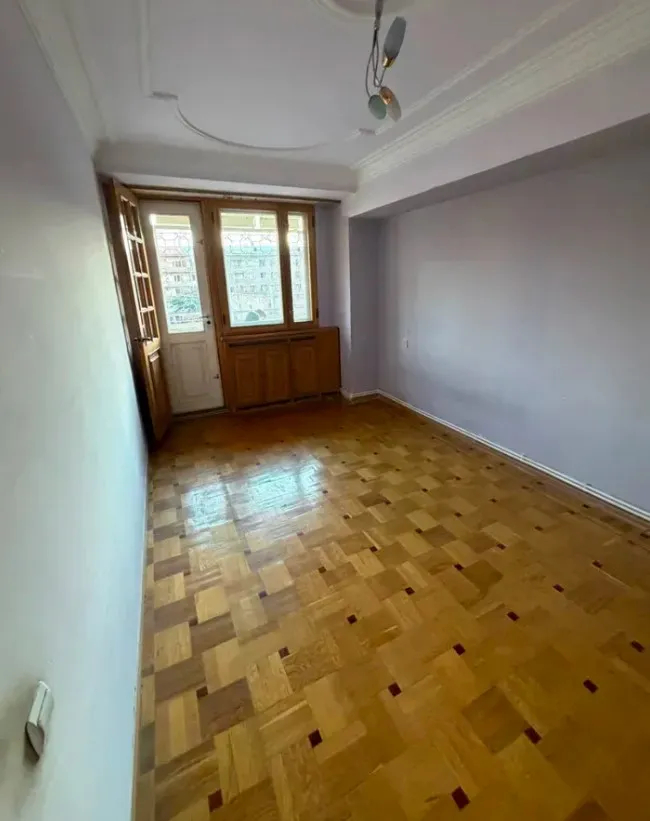 4 bedroom apartment for sale Baghramyan Ave (Kentron), Center Yerevan, 161086