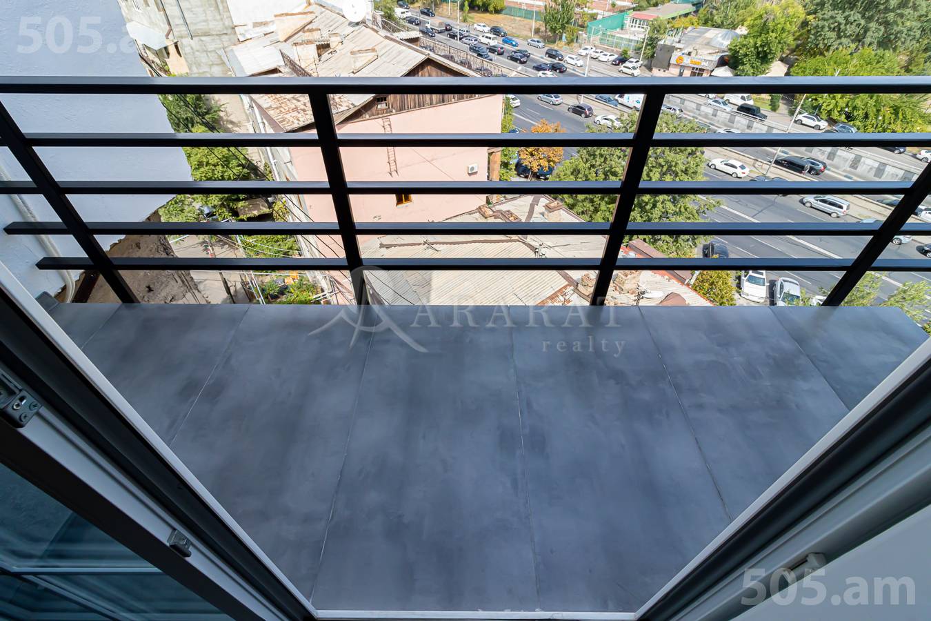 Купить 3 комнатную квартиру Саят-Нова пр, Центр Ереван, 152891